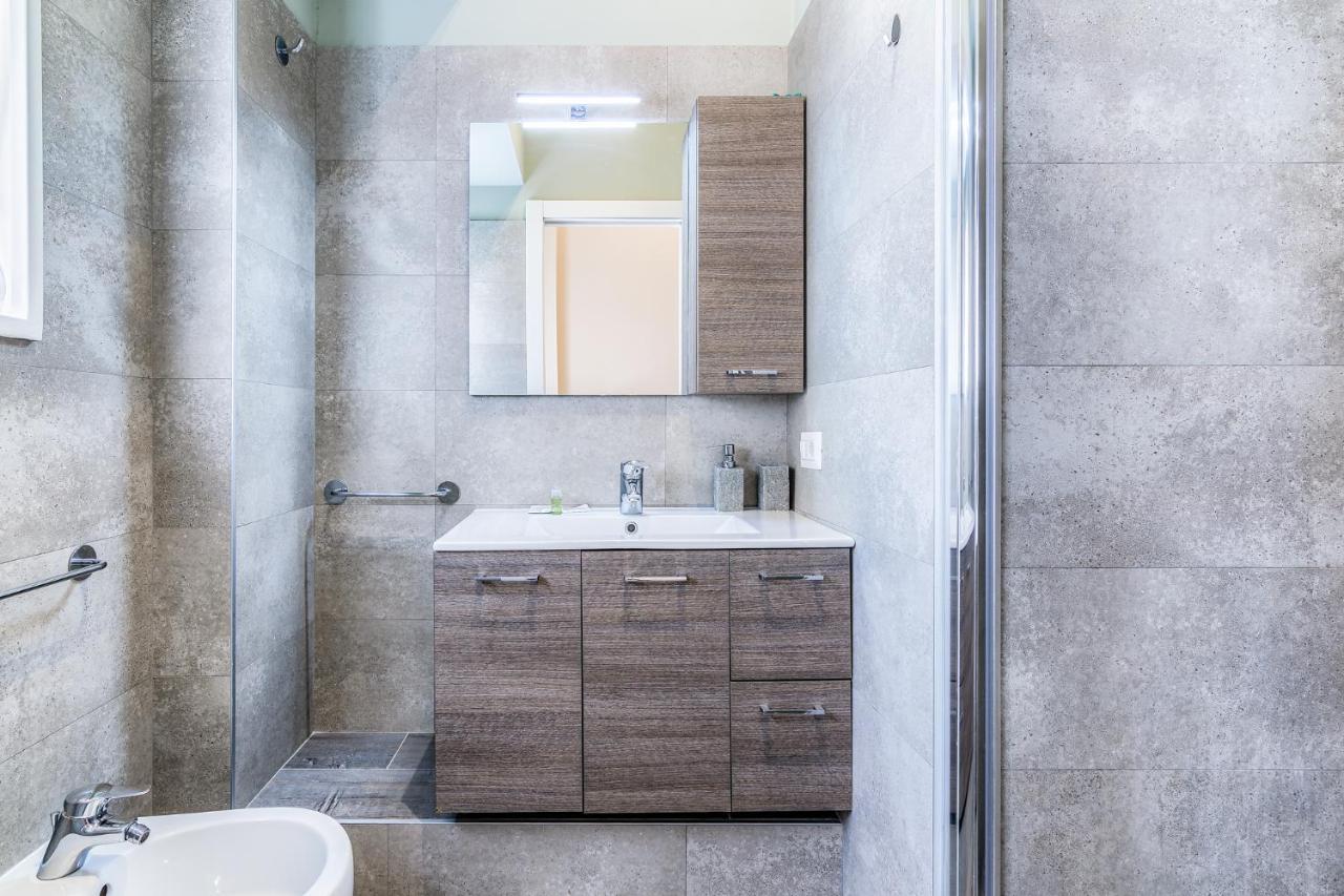 Mora Apartment Milano Eksteriør bilde