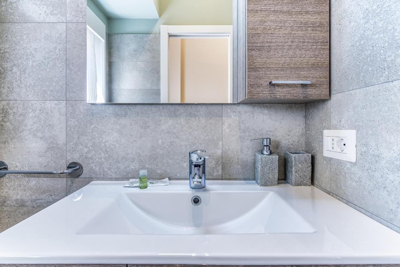 Mora Apartment Milano Eksteriør bilde