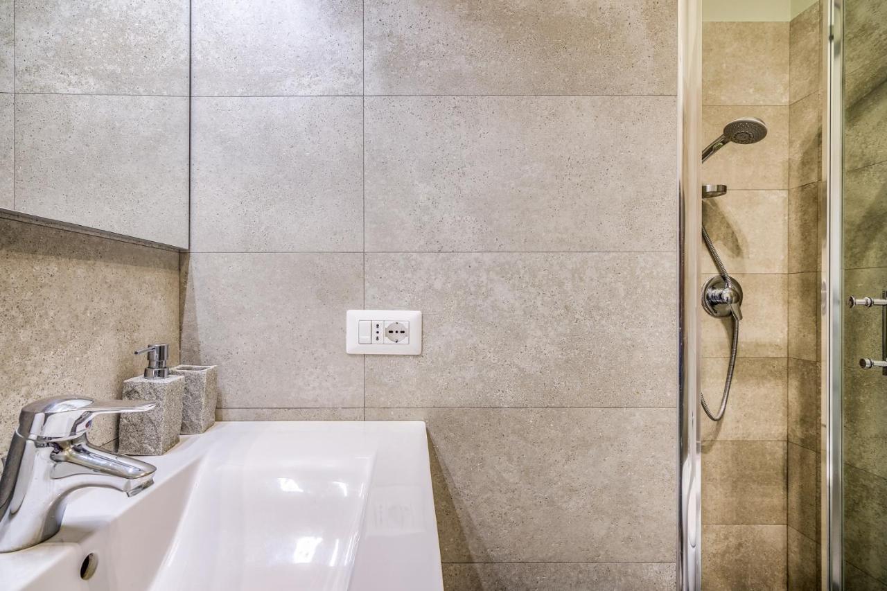 Mora Apartment Milano Eksteriør bilde